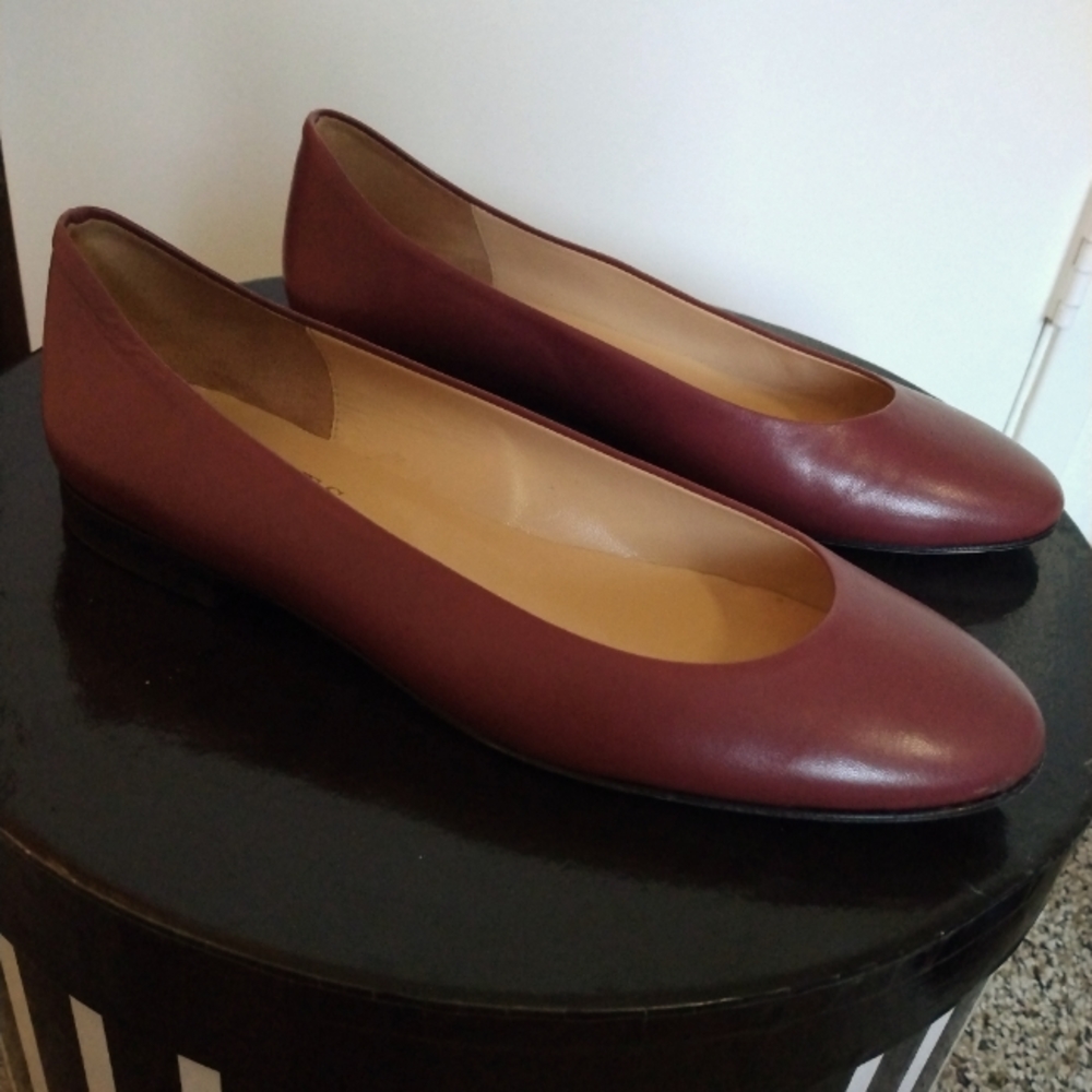 NEW Leather-AUDREY classic leather ballet flat.   Cognac brown 9M